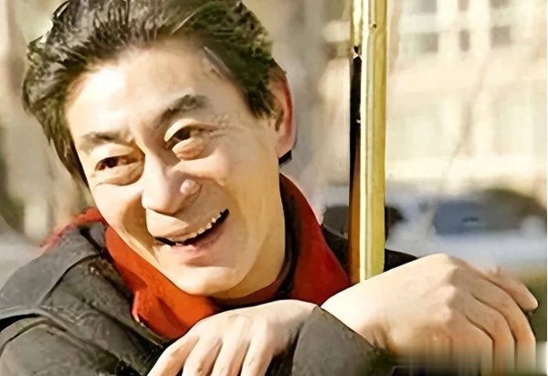要配资 六小龄童愁嫁34岁女儿，“猴王千金”颜值惊艳引网友热议